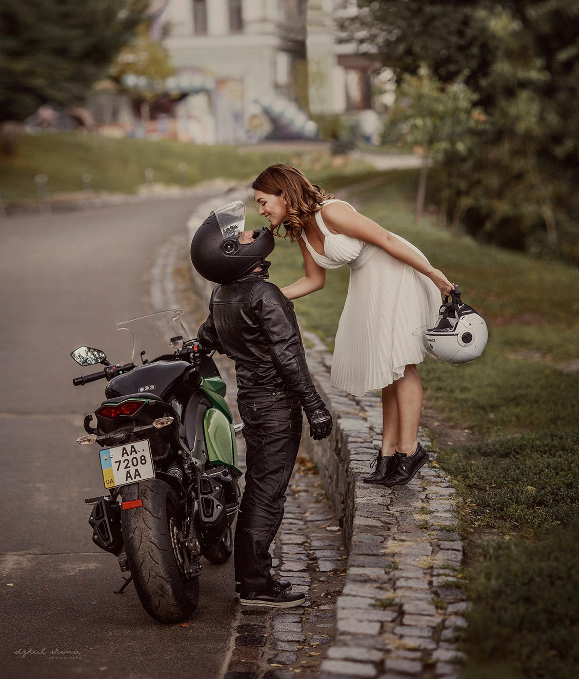 Сity LOVE STORY photophoot. Art photographer in Amsterdam, the Netherlands Irina Dzhul