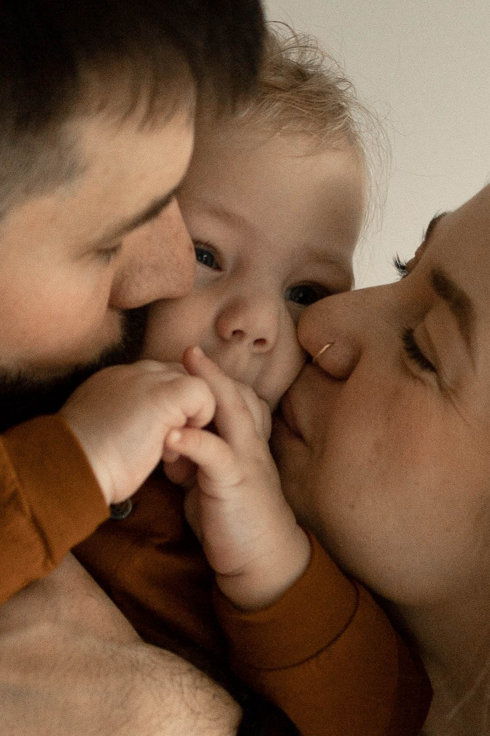 Family. Lifestyle photographer Vancouver Island