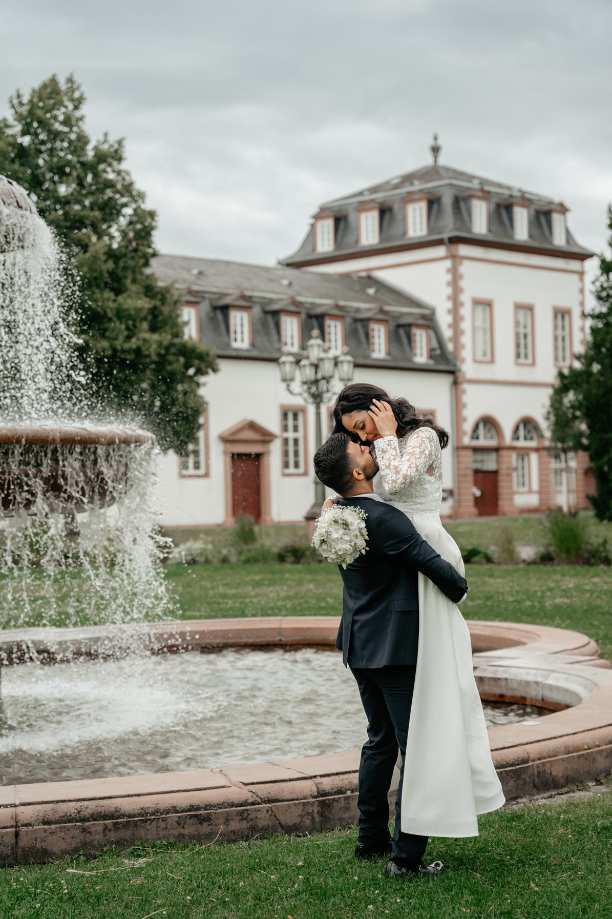 Hochzeit Philippsruhe Schloss Hanau, standesamtliche Hochzeit Hanau, Paarshooting Hanau, Hochzeitsfotograf Hanau, Hochzeitsreportage Hanau