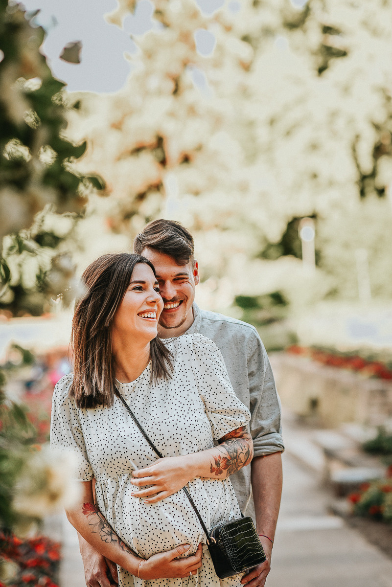 Babybauch Fotos Frankfurt, Schwangeschaftsshooting Hanau, Babybauch Fotoshooting Hanau, Maternity Fotoshooting Frankfurt, Newborn und Familienfotos Hanau, Familienfotograf Frankfurt