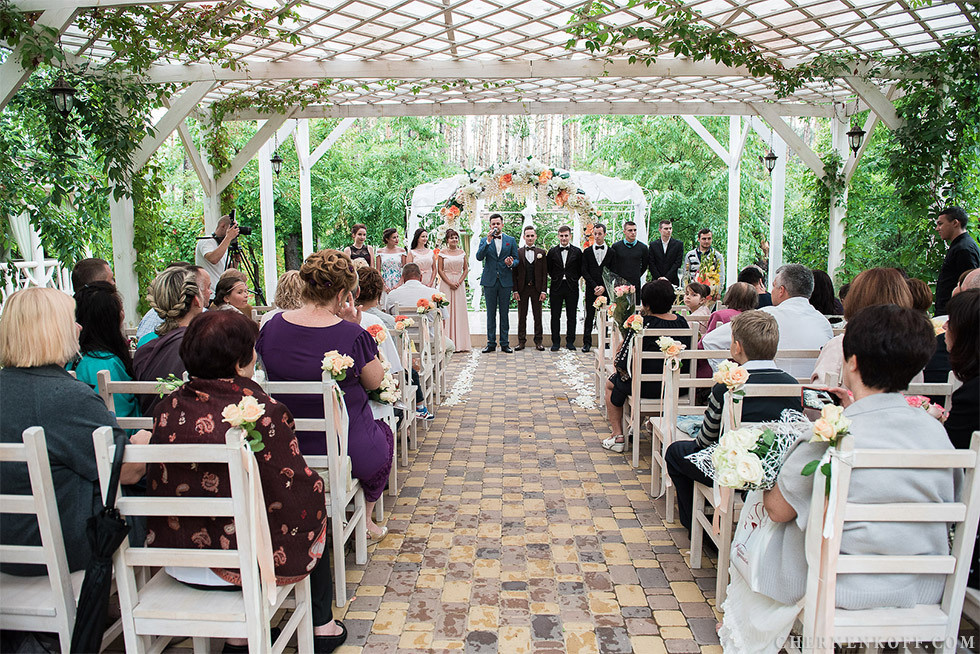 Дмитро та Анастасія. Весільний та сімейний фотограф в Києві