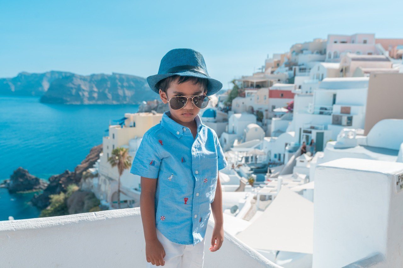 Santorini flying dress reviews photographer & Testimonials | SokoLOVE. Photographer in Santorini SokoLOVE Alex| Flying Dress Santorini