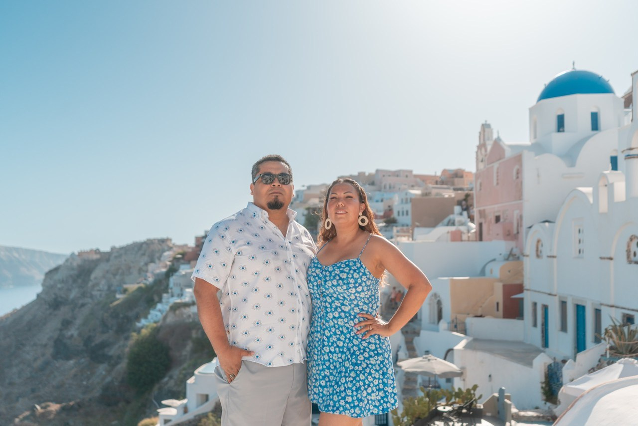 Santorini flying dress reviews photographer & Testimonials | SokoLOVE. Photographer in Santorini SokoLOVE Alex| Flying Dress Santorini