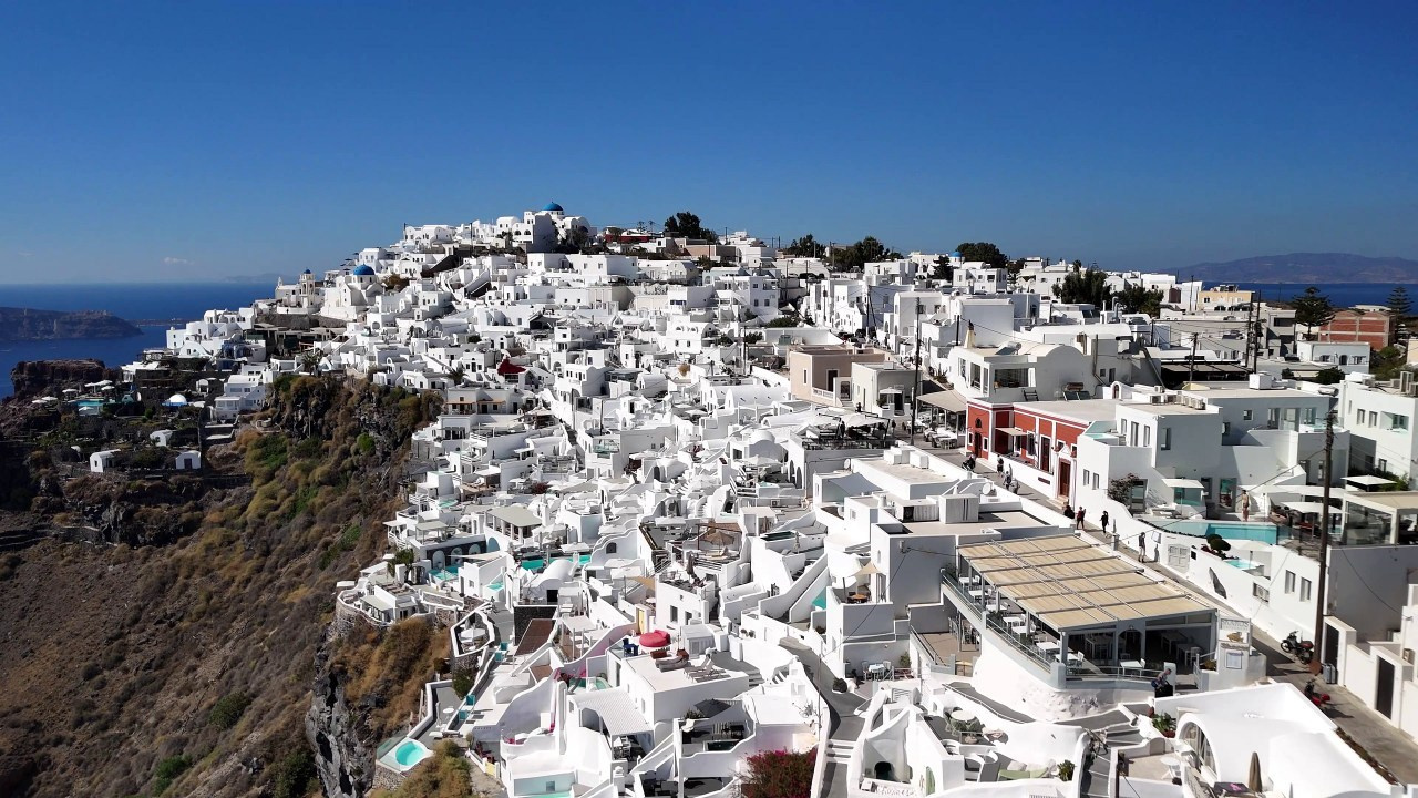 Santorini flying dress reviews photographer & Testimonials | SokoLOVE. Photographer in Santorini SokoLOVE Alex| Flying Dress Santorini