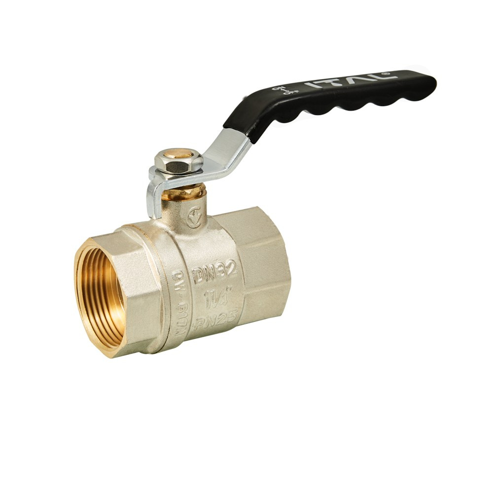 Фотосесія на білому фоні. Предметна зйомка на сайт. чи інстаграм. Фото каталогу