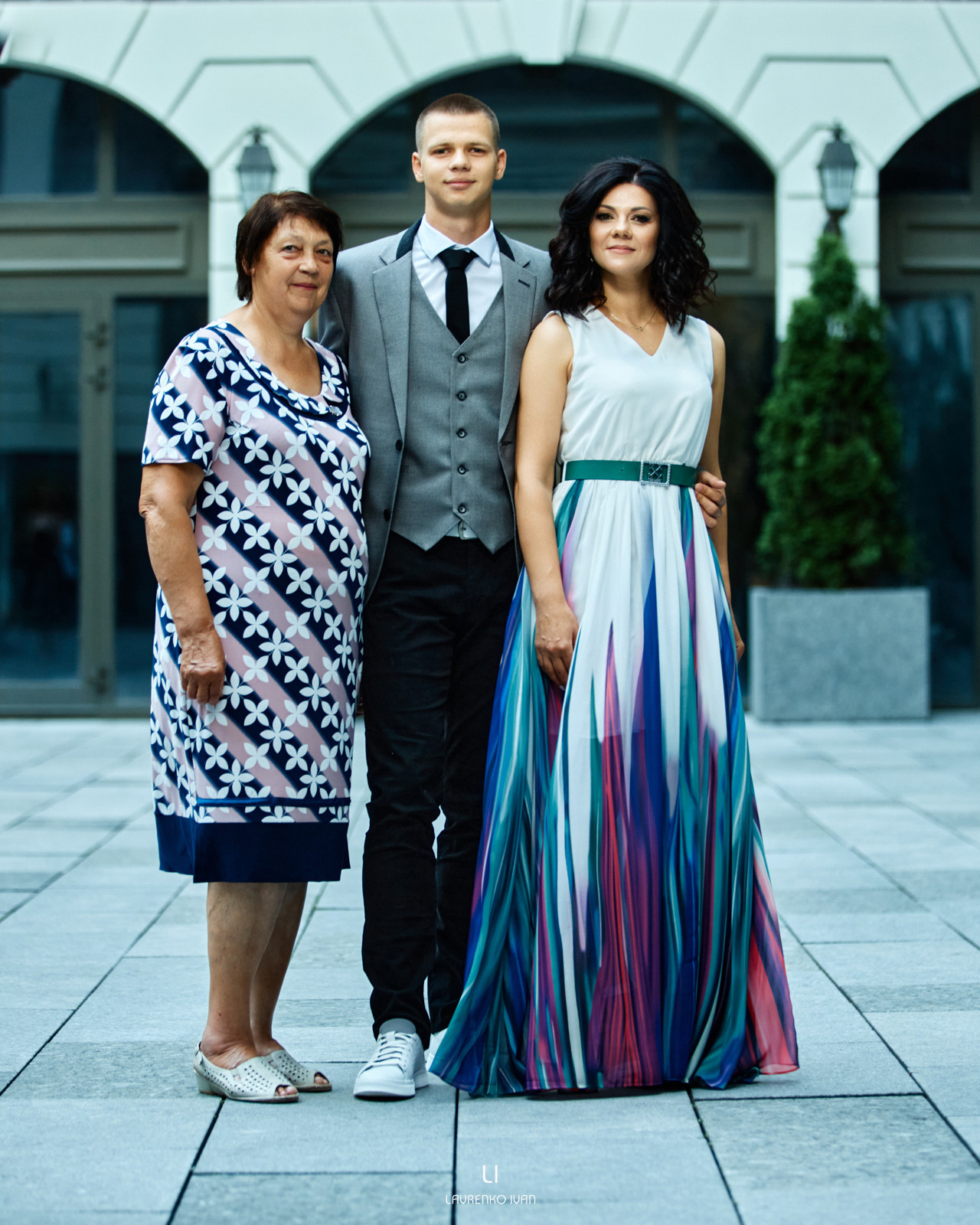 Репортажна зйомка(Дніпро) Зйомка випускного МЮИ 2021