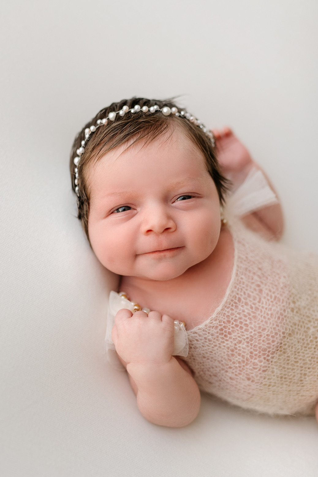 ניו בורן. צילומי הריון, ניו בורן, גיל שנה בראשון לציון -Jenya Rosso Photography