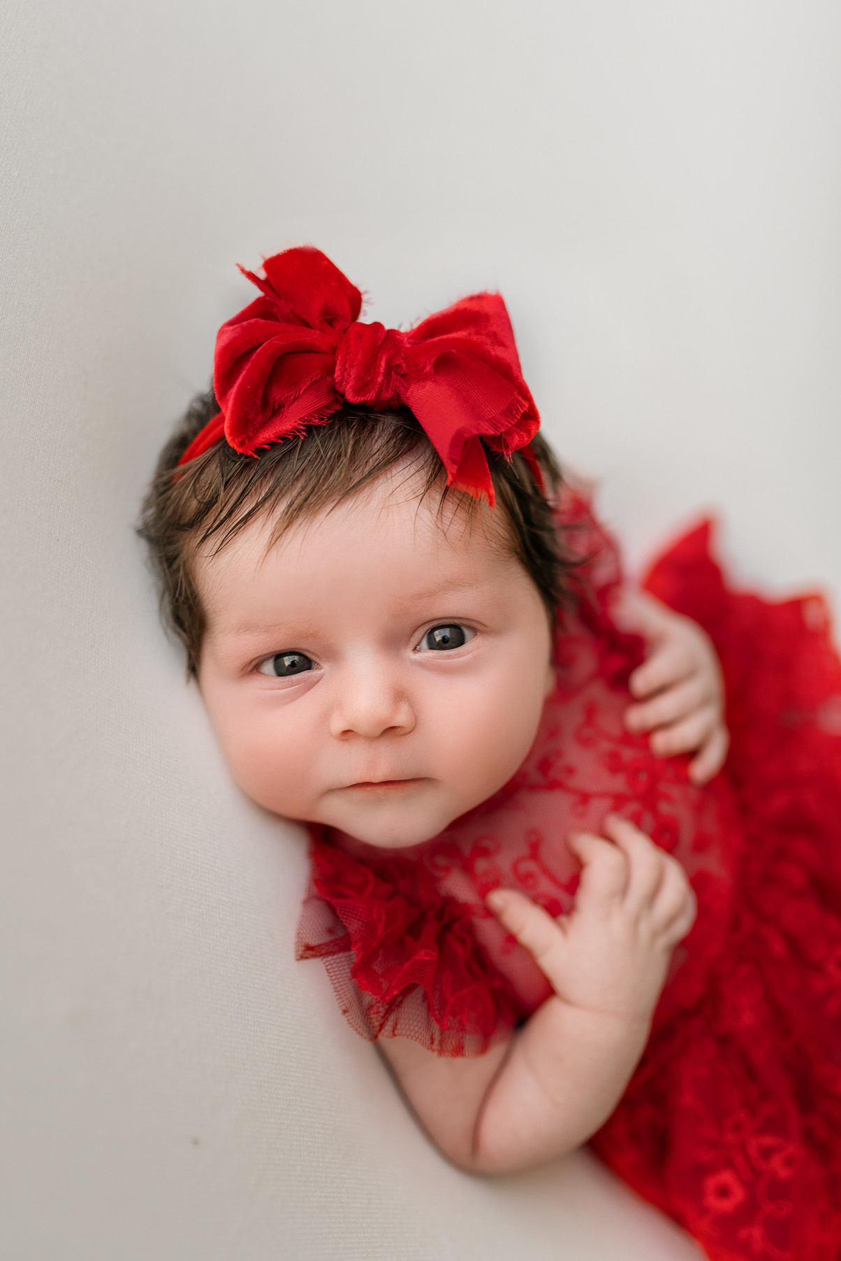 ניו בורן. צילומי הריון, ניו בורן, גיל שנה בראשון לציון -Jenya Rosso Photography