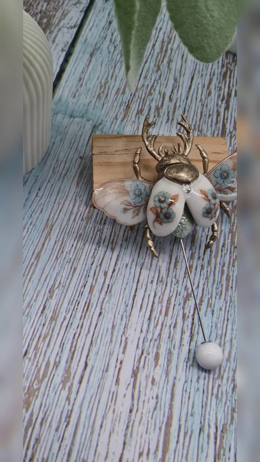 Броши-жуки / Insekten-Broschen ➜. Oksana Paul-Gardinen-Design Oksana Paul ✧ Art of Gardinen & Textile Design ✧ Polymer Clay Art & Handmade Creatures