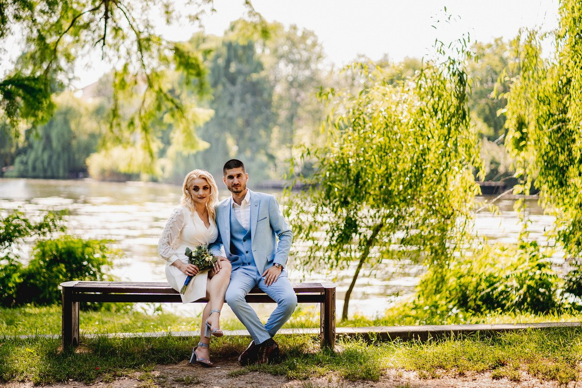 Cununie civila. Amy Foto