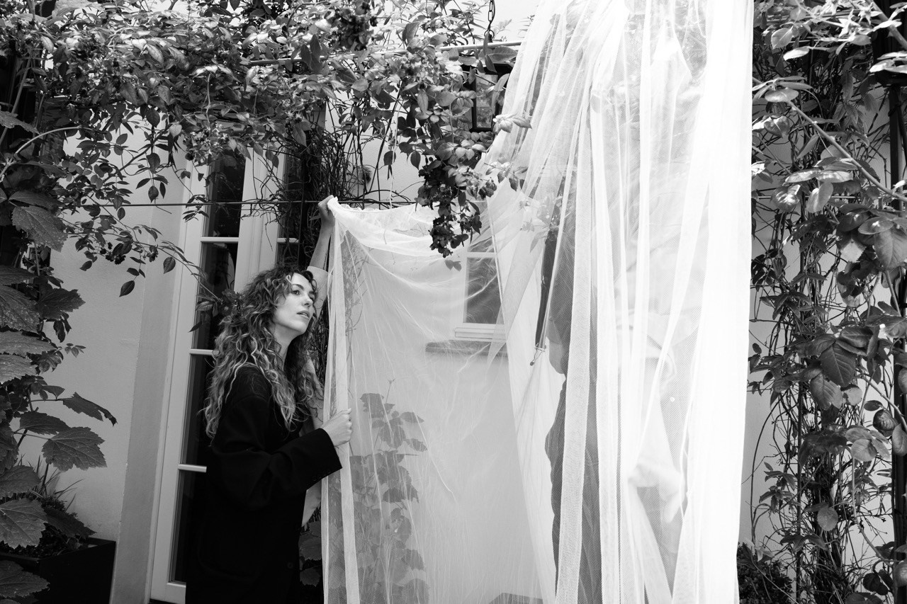 Backstage fotografie. Dana Lišková — Empatická fotografka | Introspektivní umělkyně | Neurodivergentní koučka| Zakladatelka Artepy.cz