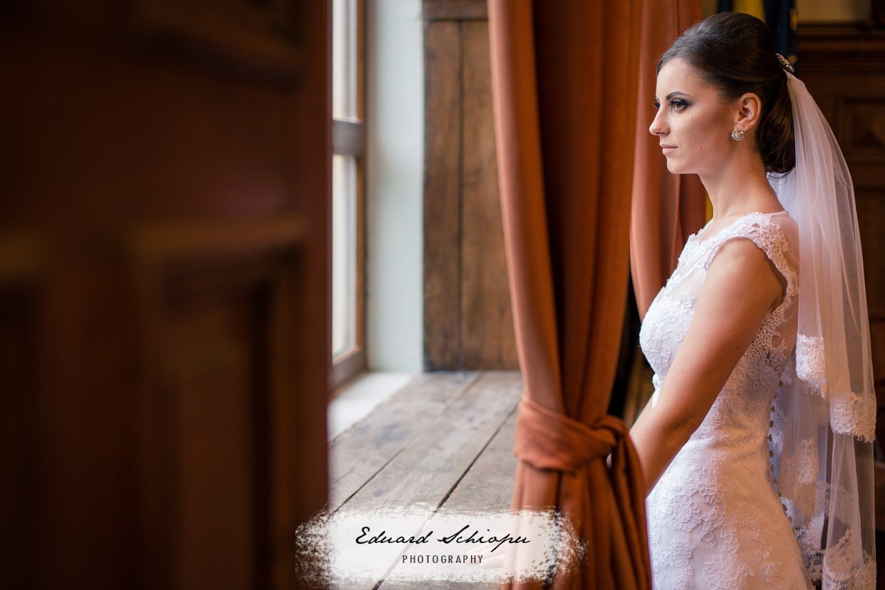 Laura si Bogdan by fotograf nunta Vaslui — Eduard Schiopu