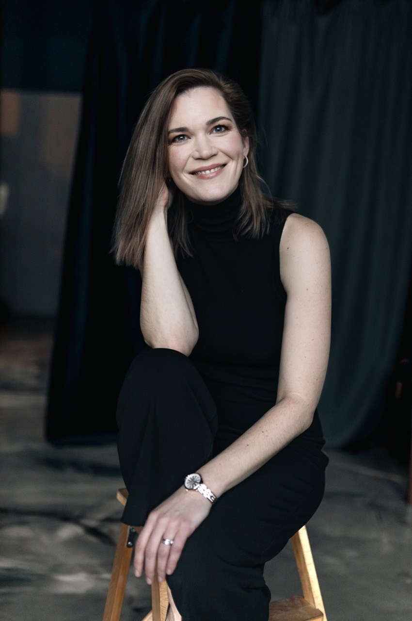 Dana Lišková - Business and Portrait photographer Prague - Brand Photographer Prague - Corporate portraits - Brand and business photo Prague