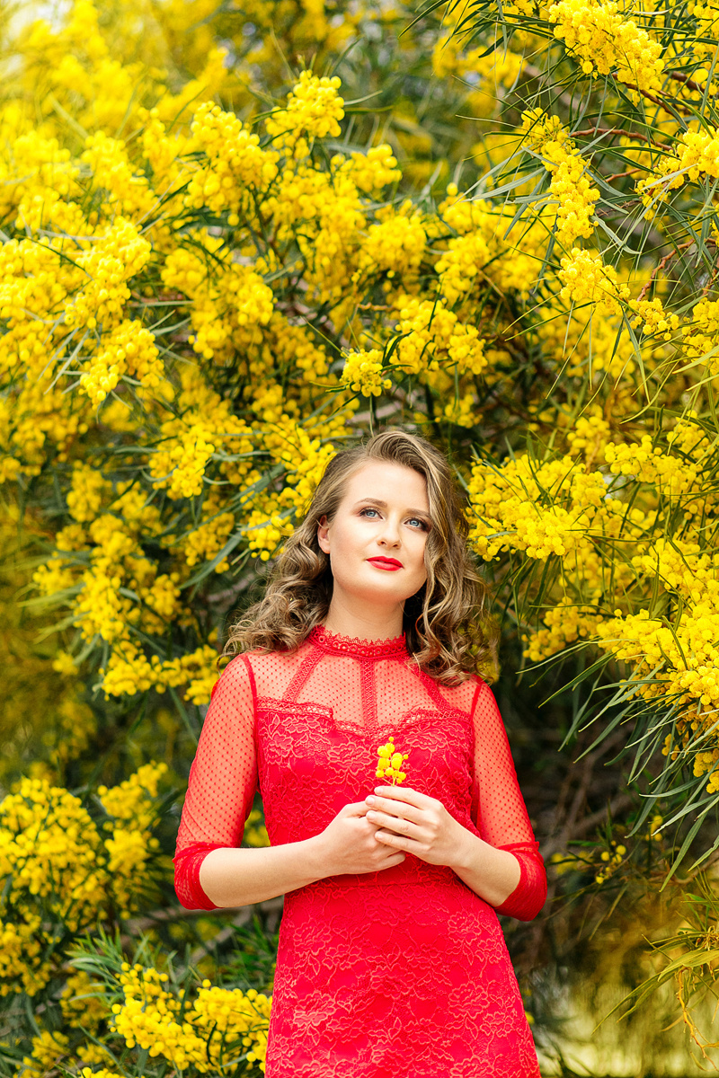 Фотосессии в мимозе в Испании. Фотограф и визажист Анастасия Гусарова