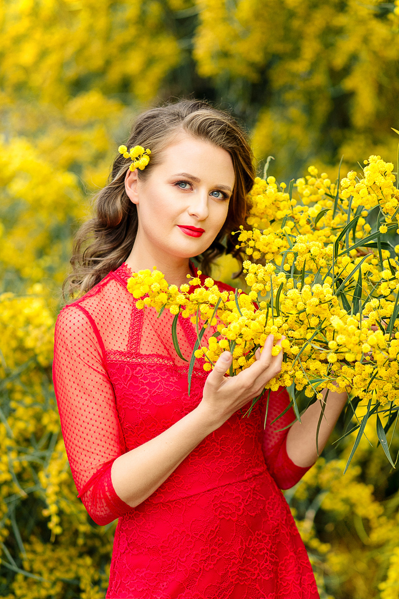 Фотосессии в мимозе в Испании. Фотограф и визажист Анастасия Гусарова