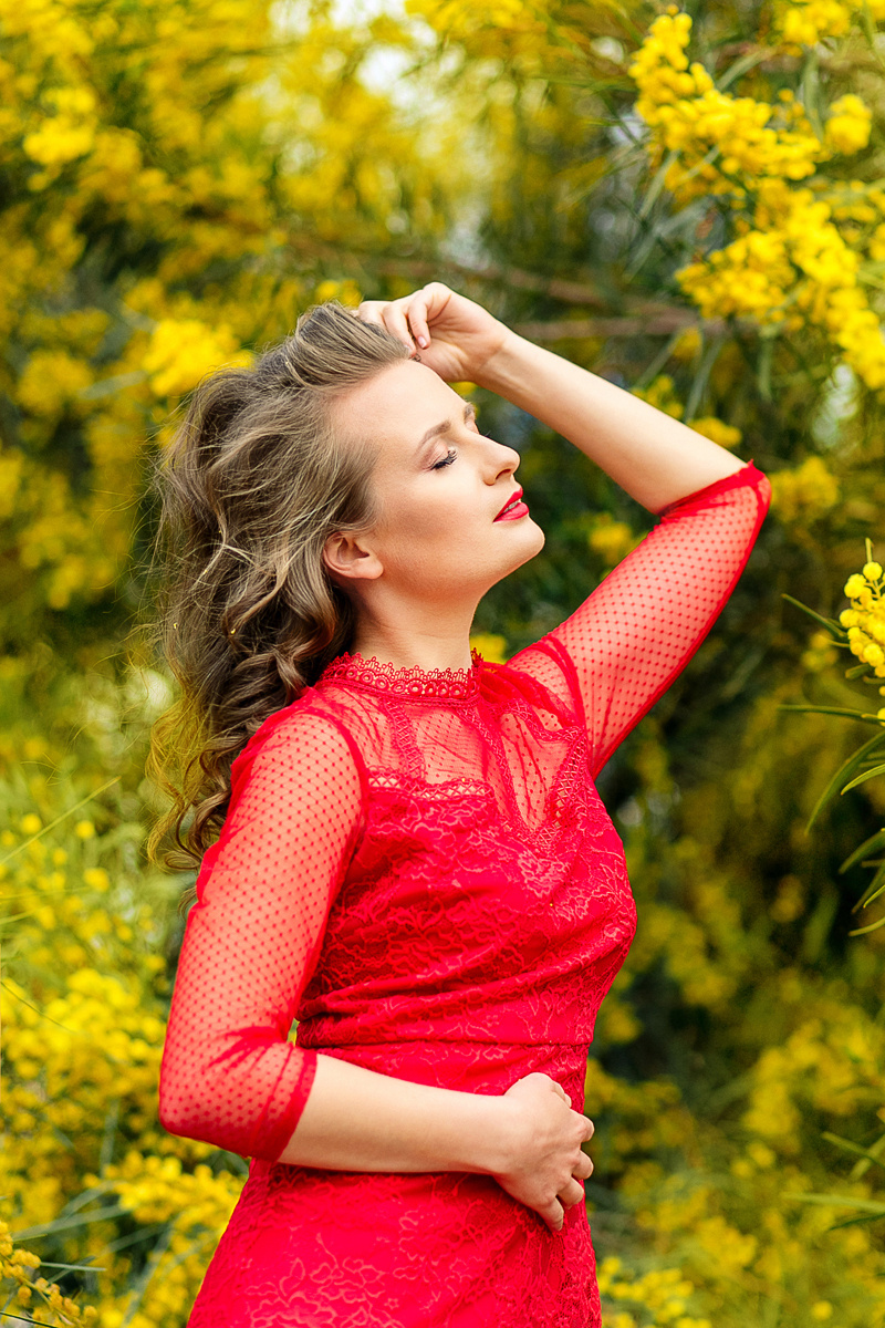 Фотосессии в мимозе в Испании. Фотограф и визажист Анастасия Гусарова