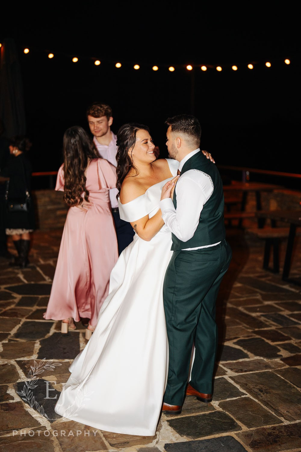 Louis & Tamsyn — Araluen Estate. Emma Joy Photography