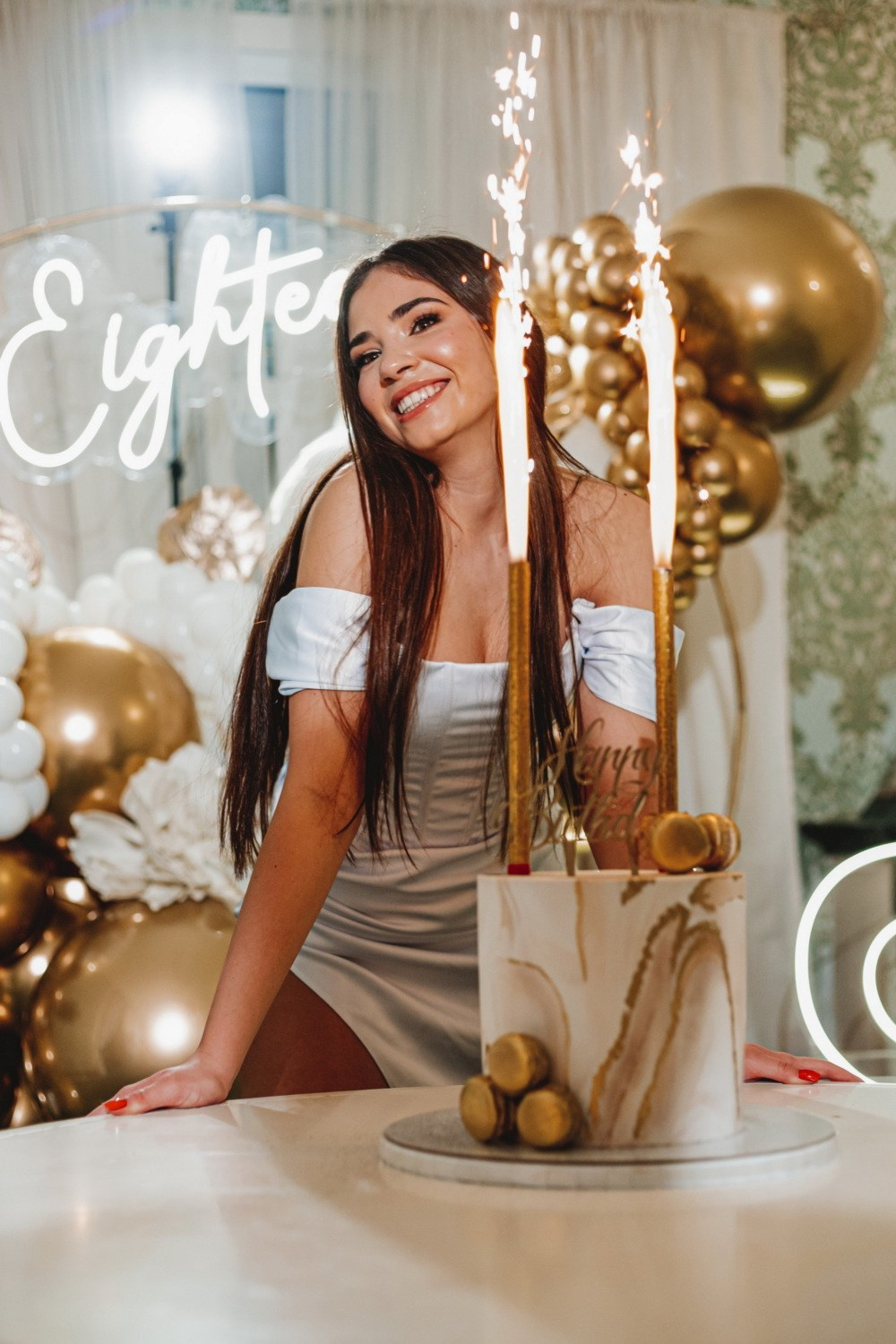 FOTOGRAFISANJE PUNOLETSTVA. Fotografi iz Backog Petrovca David i Andrea Stojanovic