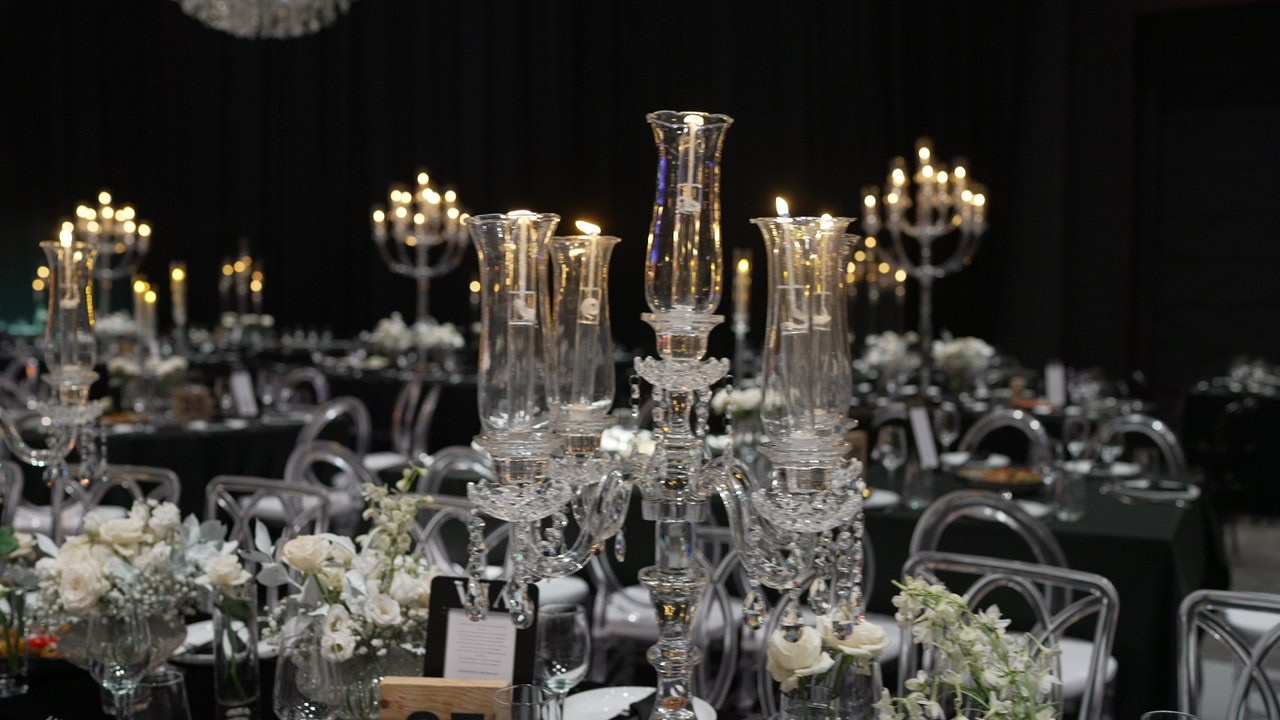 VIA / BASICO. Wedding and events photographers Studio Shalom