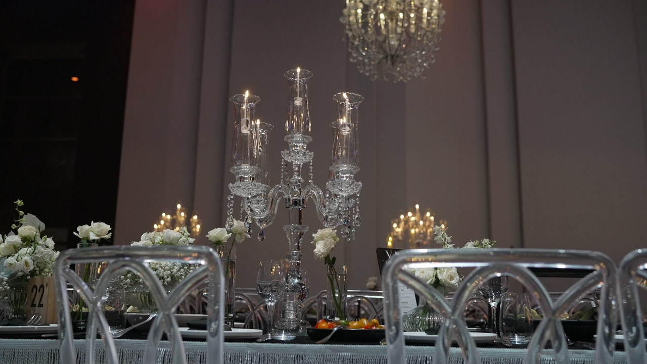 VIA / BASICO. Wedding and events photographers Studio Shalom