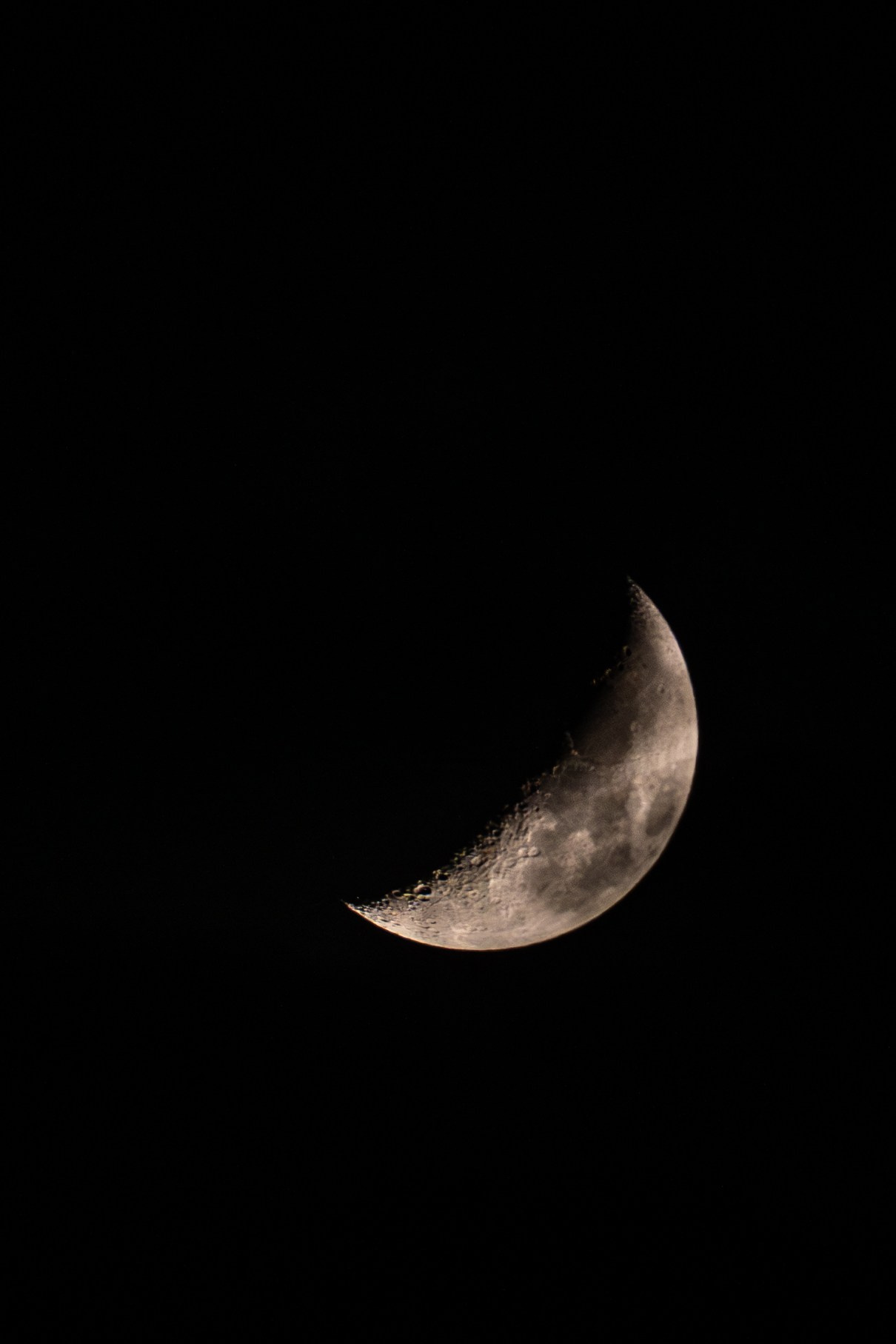 Luna. Bycristinaciobanu