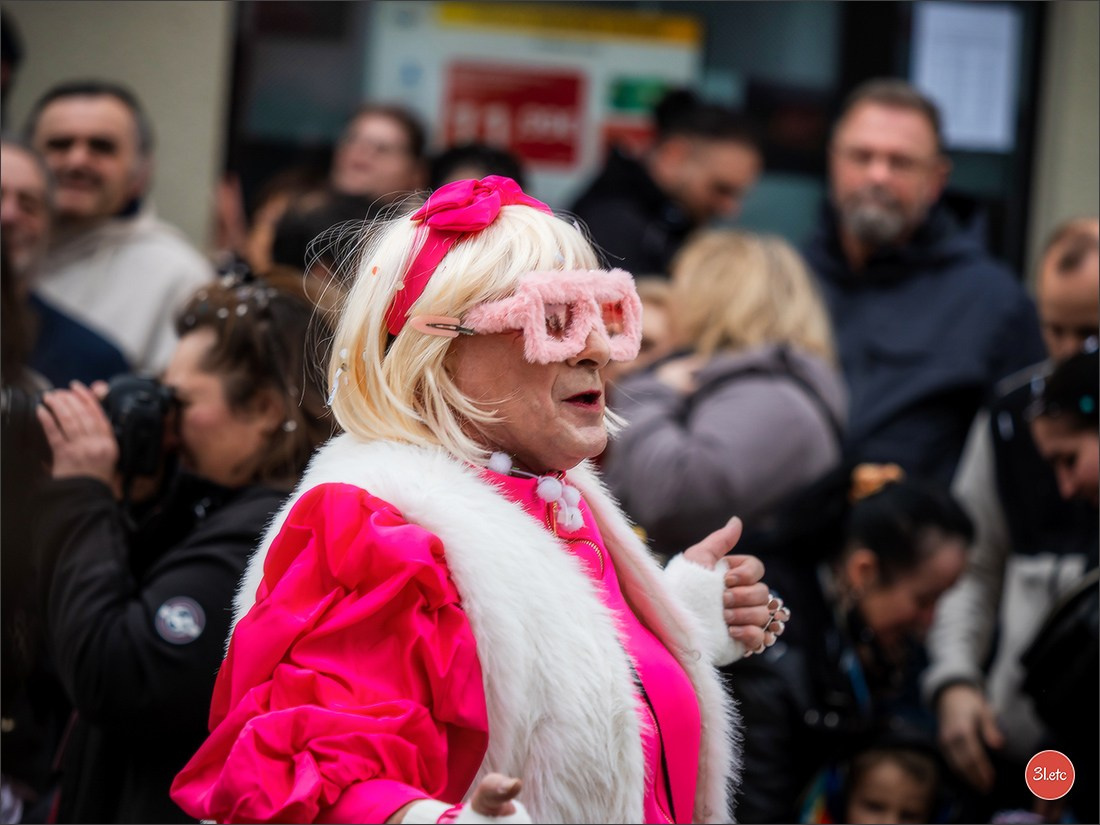 Traditional February carnival. Music, dancing, costume performances. C. Photographe à Strasbourg | Portraits, Studio, Enfants, Événements