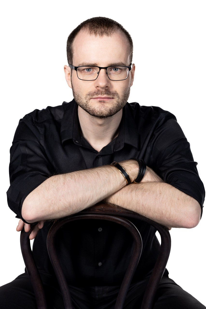 Dana Lišková - Business and Portrait photographer Prague - Brand Photographer Prague - Corporate portraits 