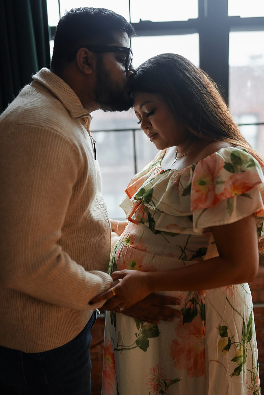 Maternity indoor and studio photoshoot. Professional Wedding and event photographer USA New York