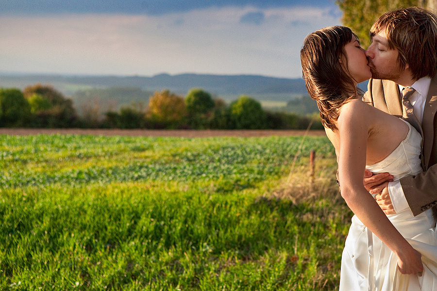 Best Wedding Photographer NYC | Emin Kuliyev | Top 10 Worldwide | Candid & Documentary Style | Prices in Manhattan & New York City. Emin Kuliyev — Award-Winning Wedding Photojournalist NYC & USA | Best Wedding Photographer Known for Candid, Timeless Moments