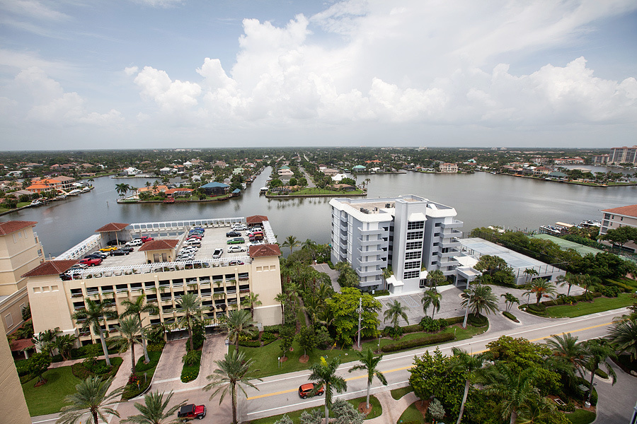 Best Wedding Photographer NYC | Emin Kuliyev | Top 10 Worldwide | Candid & Documentary Style | Prices in Manhattan & New York City. Emin Kuliyev — Award-Winning Wedding Photojournalist NYC & USA | Best Wedding Photographer Known for Candid, Timeless Moments