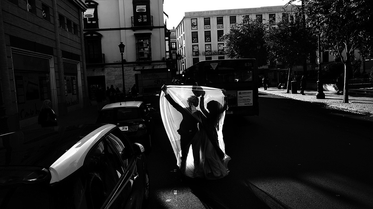 Best Wedding Photographer NYC | Emin Kuliyev | Top 10 Worldwide | Candid & Documentary Style | Prices in Manhattan & New York City. Emin Kuliyev — Award-Winning Wedding Photojournalist NYC & USA | Best Wedding Photographer Known for Candid, Timeless Moments