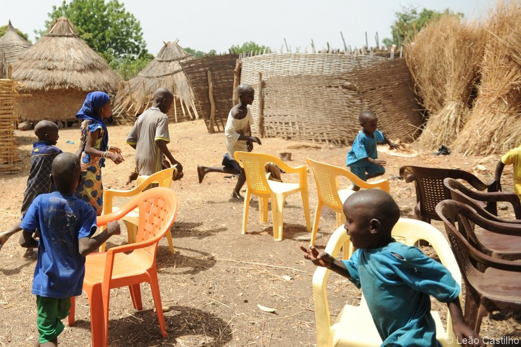 Photos of volunteer work at Senegal. Simbahalu