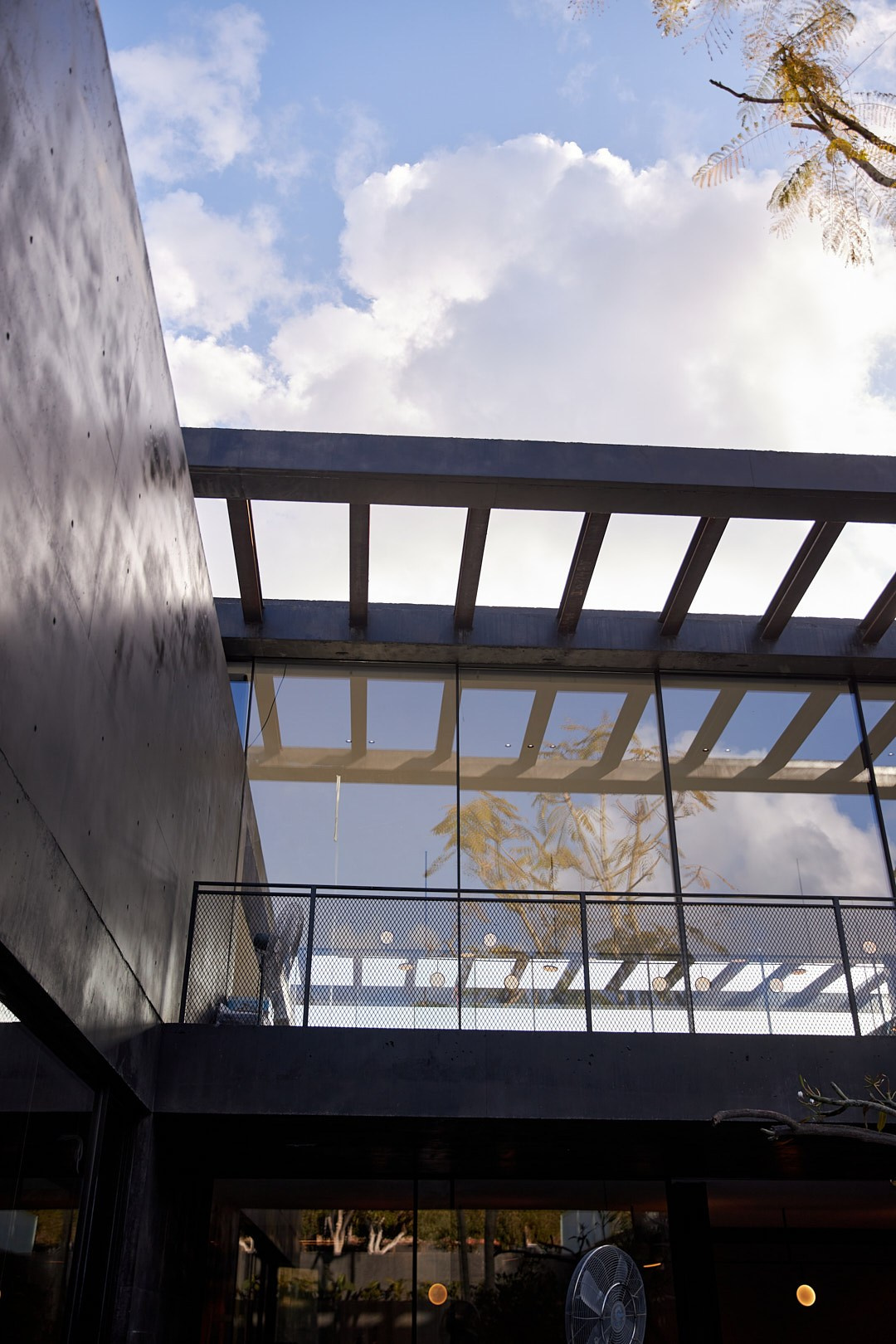 APEX & CREATIV PEOPLE. צילום ווידאו לעיצוב פנים ואדריכלות