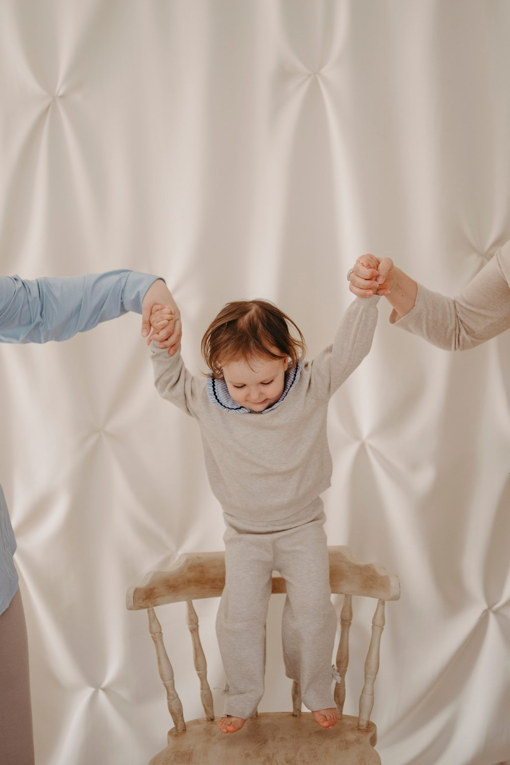 Mamine i bakine Masa i Nadja. Deciji i porodicni fotograf u Beogradu Oksana Skendzic