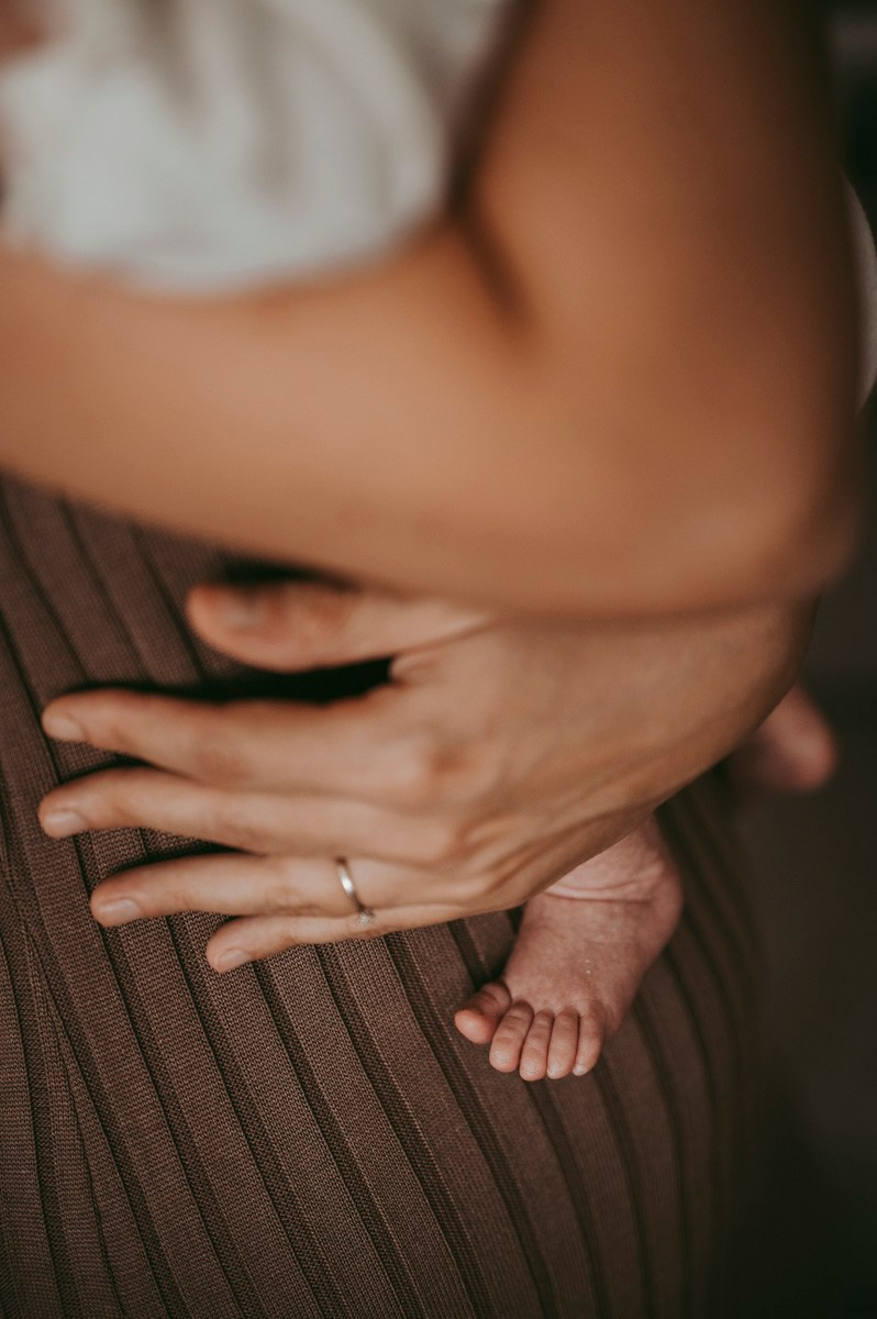 Katarina, Dejan, Petra i Julija / porodicno fotografisanje kod kuce. Deciji i porodicni fotograf u Beogradu Oksana Skendzic