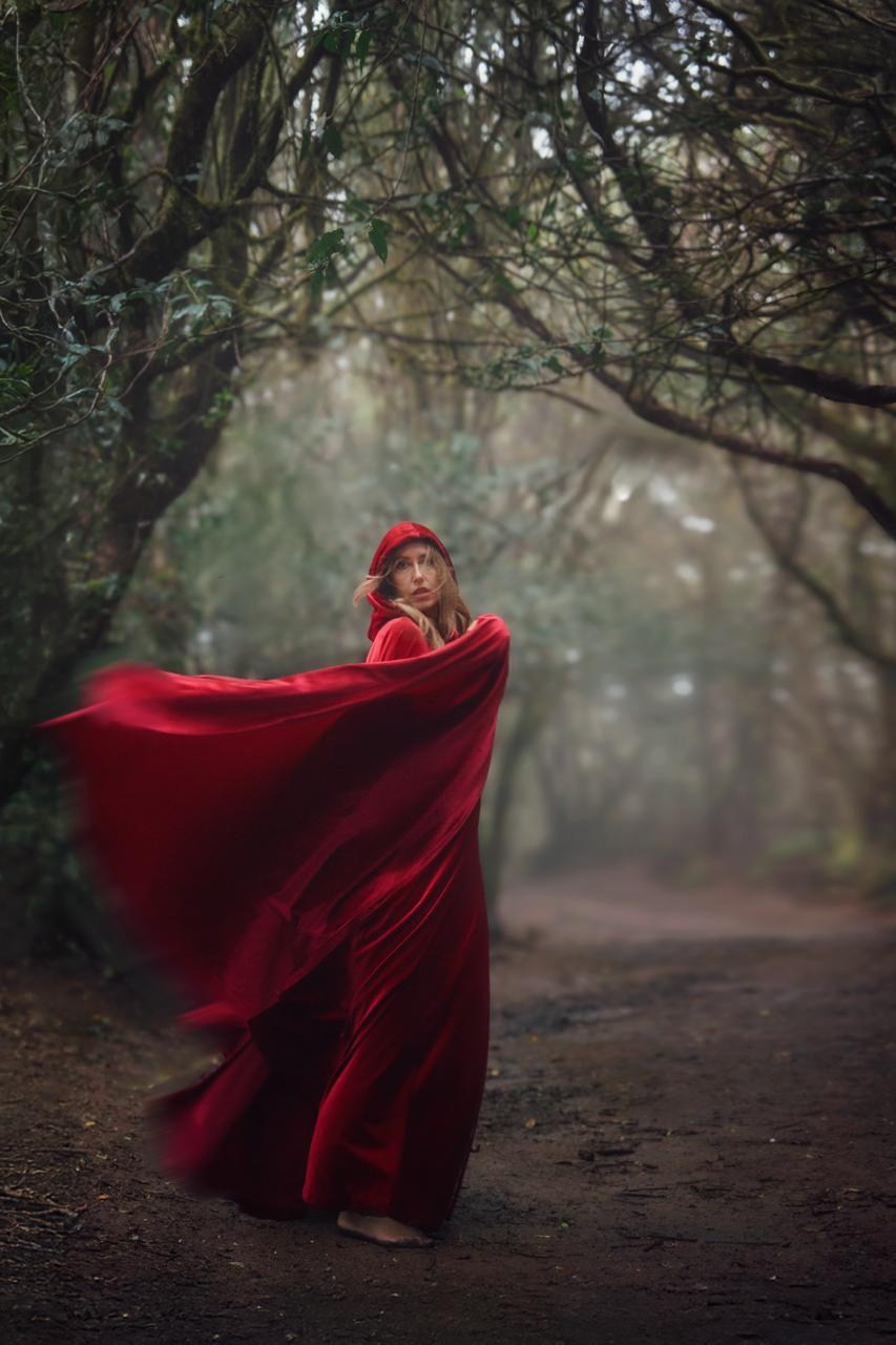 Anaga. Family, newborn, maternity, wedding, couple, proposal photographer in Tenerife | Flying dress photoshoots | Tania Bonnet