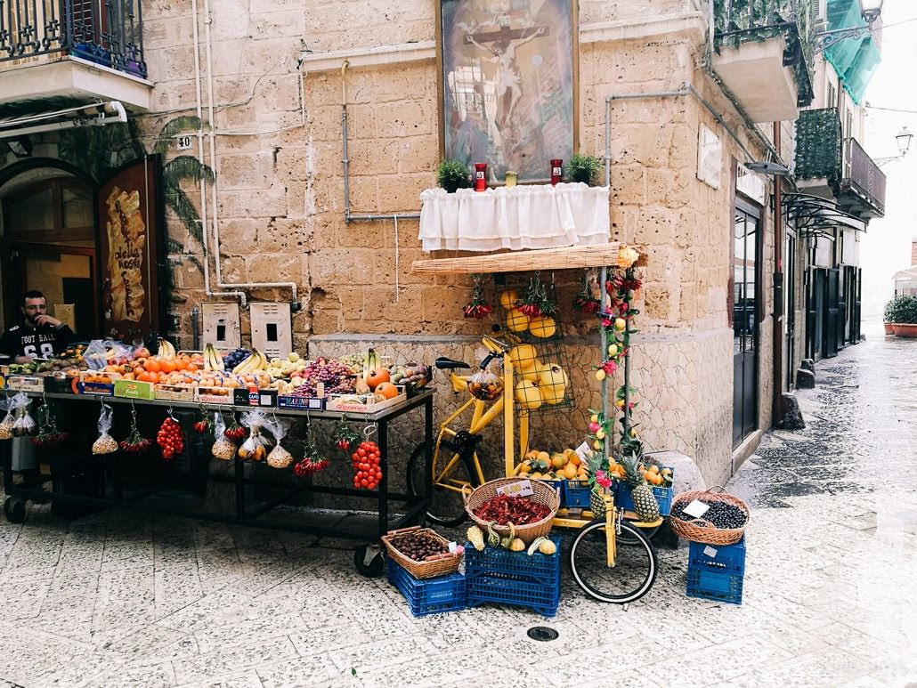 Ceļojums uz Amalfi piekrasti Itālijas rietumos