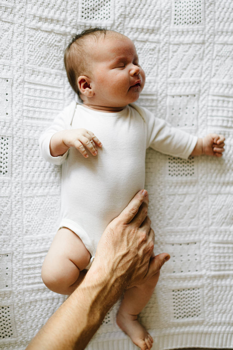 Jaundzimušā ikdienas fotografēšana mājās