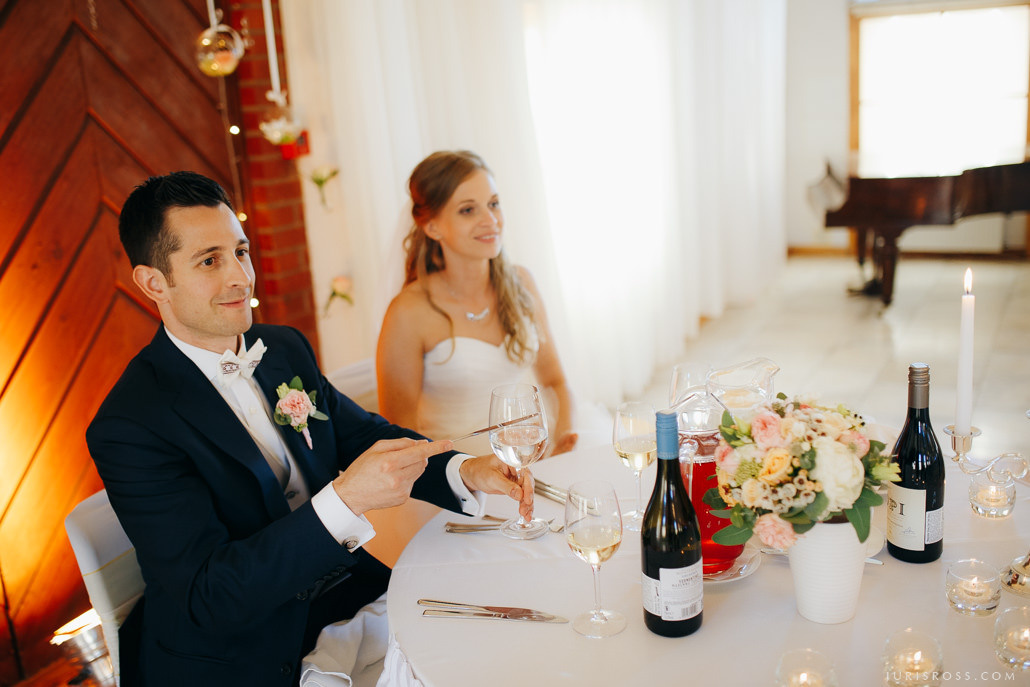 Kāzas Jaunmoku pilī ar ceremoniju lapenē