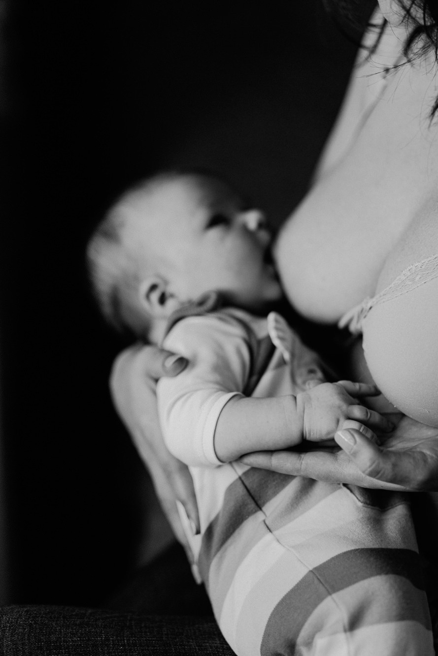 Jaundzimušā ikdienas fotografēšana mājās