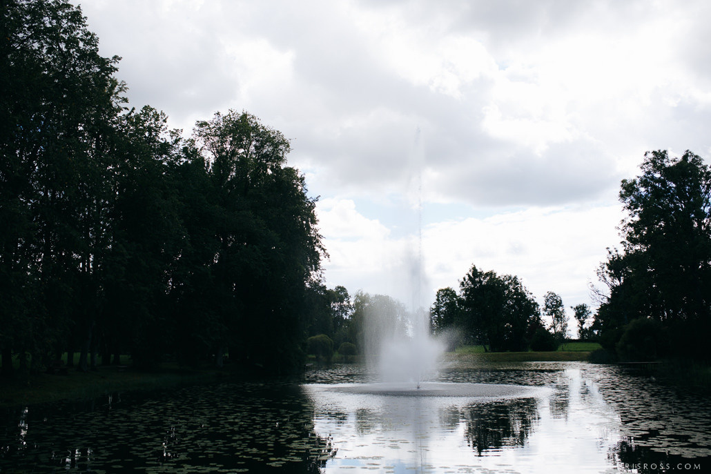 Kāzas Jaunmoku pilī ar ceremoniju lapenē