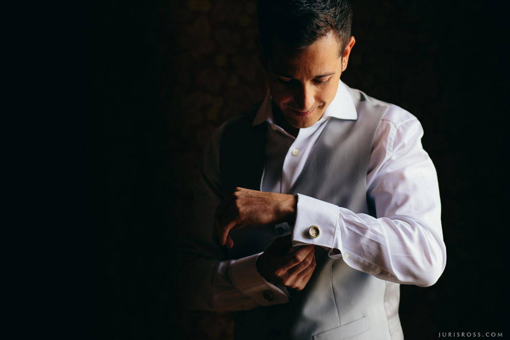 Kāzas Jaunmoku pilī ar ceremoniju lapenē