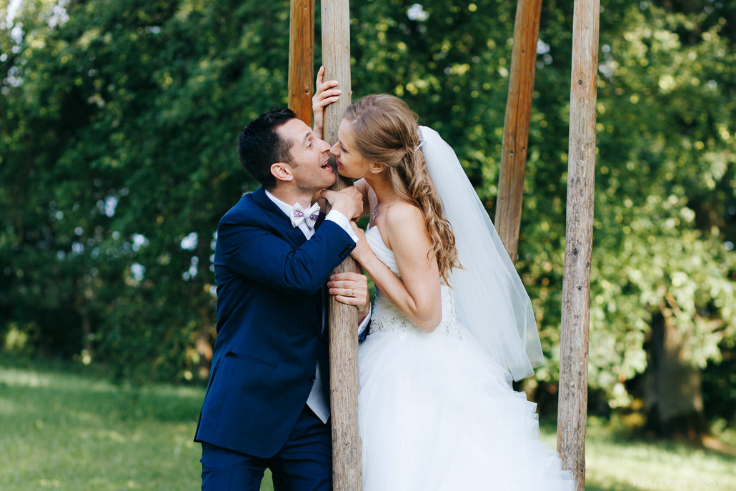 Kāzas Jaunmoku pilī ar ceremoniju lapenē