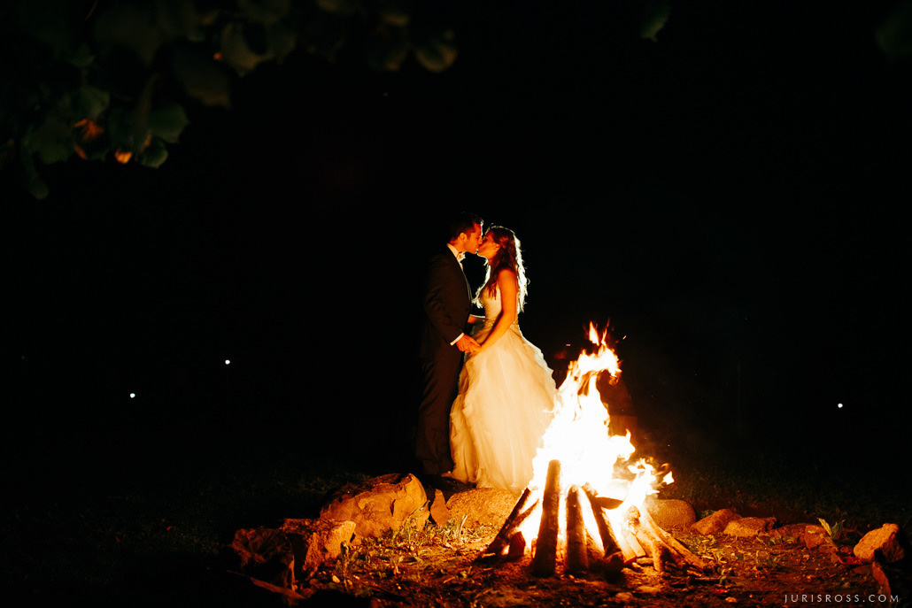 Kāzas Jaunmoku pilī ar ceremoniju lapenē