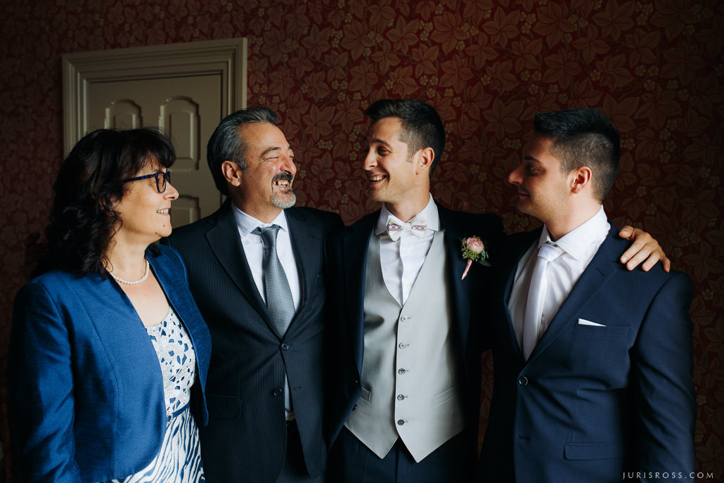 Kāzas Jaunmoku pilī ar ceremoniju lapenē