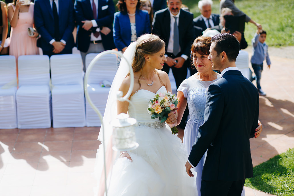 Kāzas Jaunmoku pilī ar ceremoniju lapenē