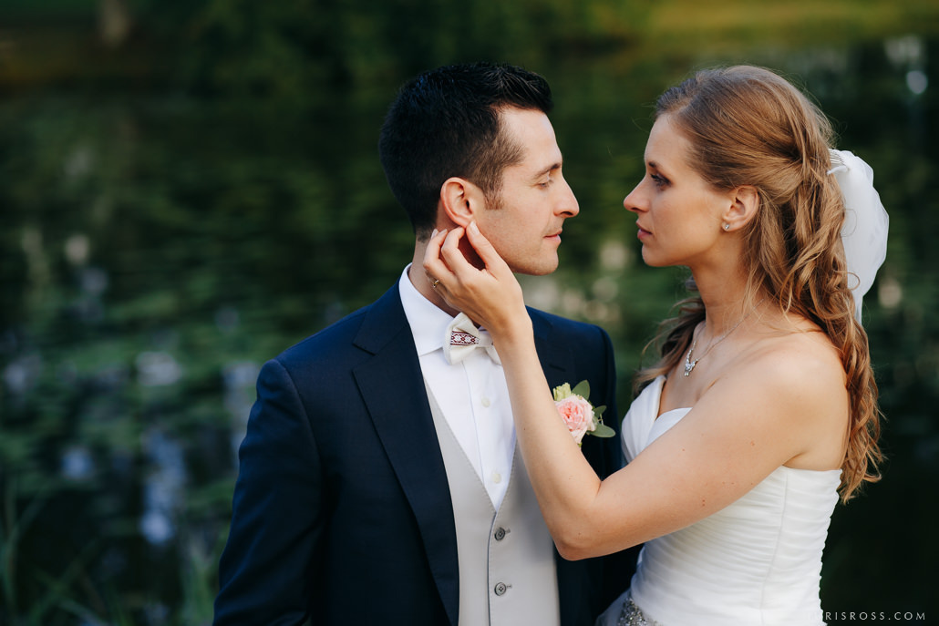 Kāzas Jaunmoku pilī ar ceremoniju lapenē
