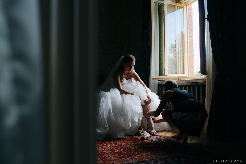 Kāzas Jaunmoku pilī ar ceremoniju lapenē