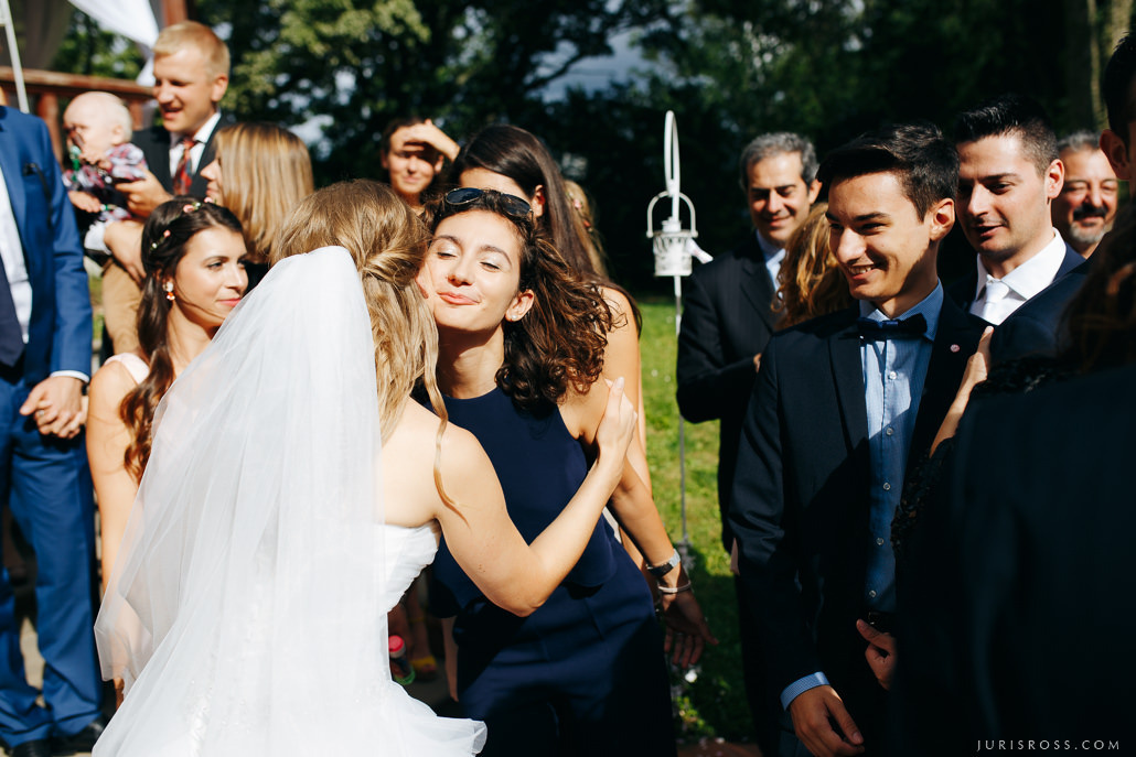 Kāzas Jaunmoku pilī ar ceremoniju lapenē