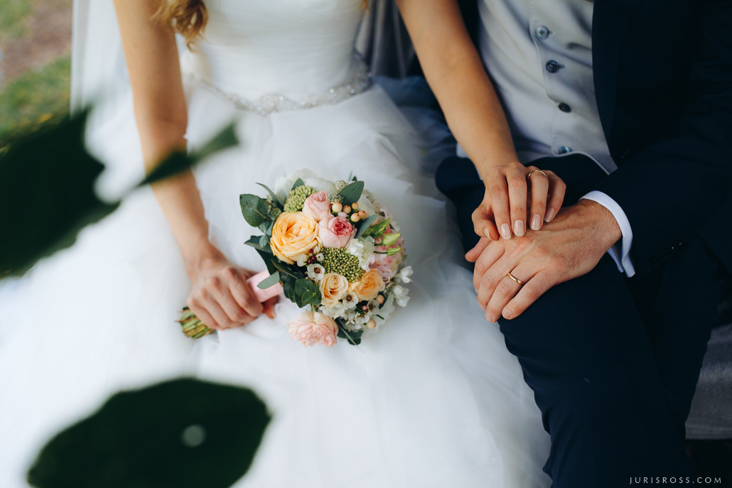 Kāzas Jaunmoku pilī ar ceremoniju lapenē